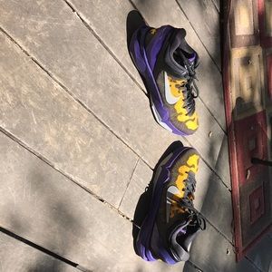 Nike kobe VII poison dart frog lakers colorway